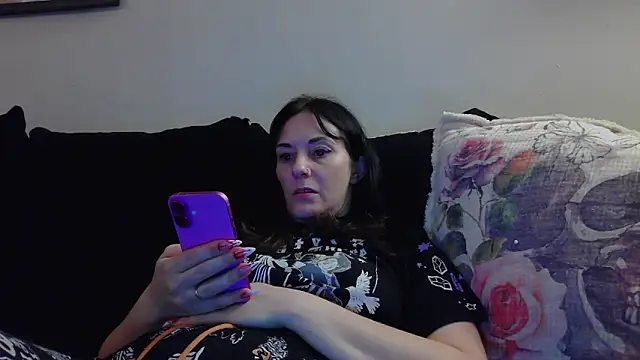 CrystalLakeXO online show from October 15, 2025, 5:17 am