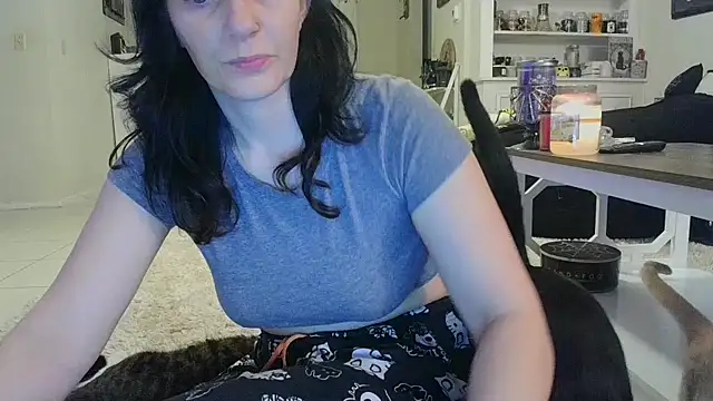 CrystalLakeXO online show from October 29, 2025, 6:34 am