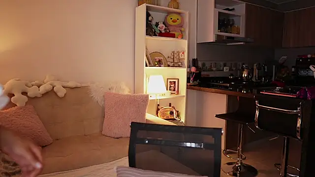 SaraParisi online show from February 12, 2026, 11:26 pm