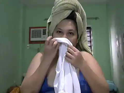 sweetsexysmile online show from September 15, 2025, 1:28 am