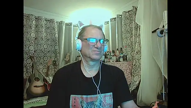 Snapshot of coryassman chatting on June 25, 2026, 6:07 am coryassman online show from June 25, 2026, 6:07 am