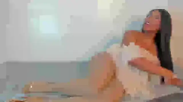 sofia barboza online show from February 12, 2025, 2:03 am