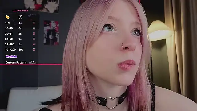 arielabradberry online show from May 18, 2026, 1:27 pm