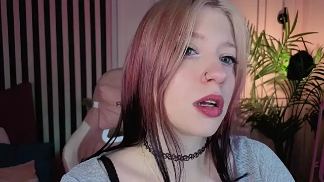 arielabradberry online show from October 15, 2025, 2:14 pm