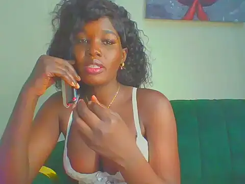 cutesmiling online show from July 17, 2026, 10:29 pm