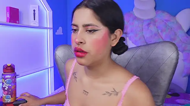 miss romyna online show from October 2, 2025, 11:02 am