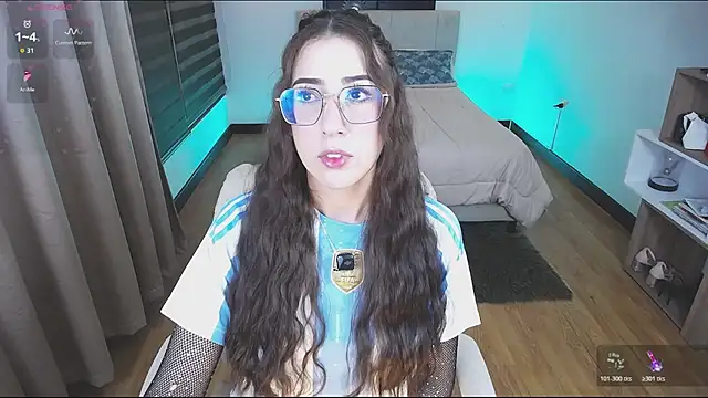 Imkitty-Horny online show from June 17, 2026, 2:44 am