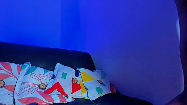 emperatrizhotwolf online show from February 24, 2025, 7:44 am