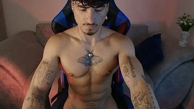 Snapshot of Thomas_Fit1 chatting on July 28, 2026, 4:39 pm Thomas Fit1 online show from July 28, 2026, 4:39 pm
