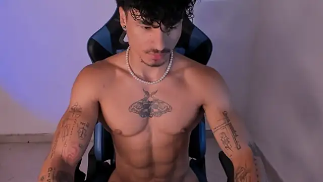 Snapshot of Thomas_Fit1 chatting on June 30, 2026, 12:49 pm Thomas Fit1 online show from June 30, 2026, 12:49 pm