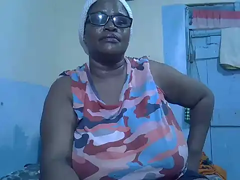 sexy bigboobss online show from November 1, 2025, 7:30 pm