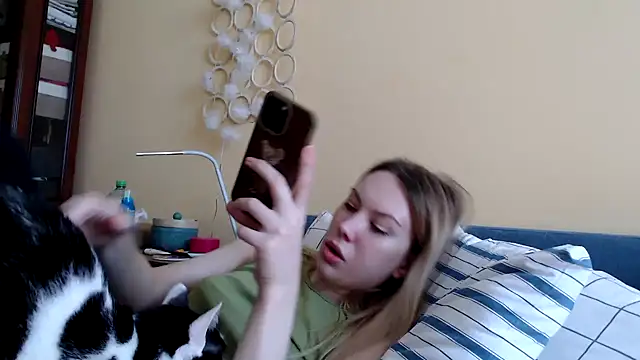 Scarlettford online show from February 21, 2025, 11:01 am