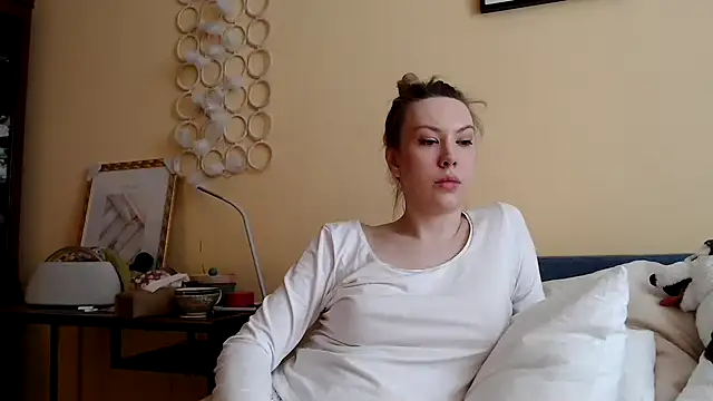 Scarlettford online show from March 21, 2025, 11:22 am