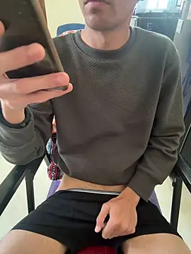 Snapshot of Telugukannadaboy69 chatting on March 11, 2026, 5:45 am Telugukannadaboy69 online show from March 11, 2026, 5:45 am