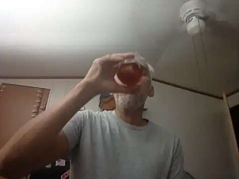 Snapshot of Xoc8_ chatting on March 11, 2026, 4:23 pm Xoc8 online show from March 11, 2026, 4:23 pm