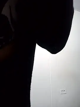 AnthonelaDuque online show from January 18, 2026, 2:20 pm