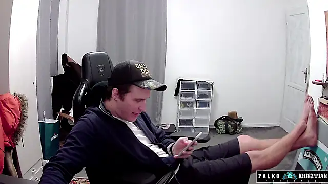 Snapshot of PKrisztian chatting on February 14, 2026, 6:41 pm PKrisztian online show from February 14, 2026, 6:41 pm