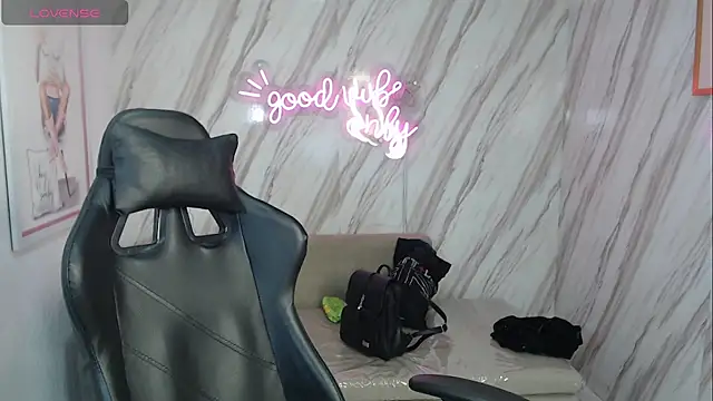 skeler lovd b  online show from September 15, 2025, 1:00 pm