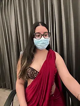 jAsMinE678 online show from May 21, 2026, 5:32 pm