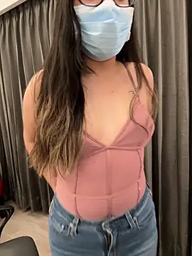jAsMinE678 online show from May 19, 2026, 7:10 pm