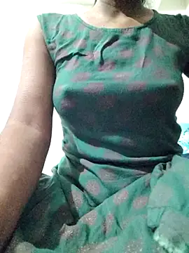 rituporna2004 online show from January 9, 2026, 2:18 am