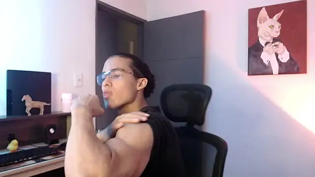 alejo x3 online show from January 14, 2025, 2:19 am