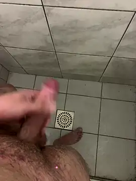 jhnn  online show from September 11, 2025, 2:44 am