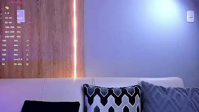 SymonPrince online show from October 26, 2025, 11:16 pm