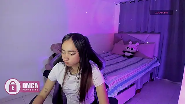 Alana Pherson online show from August 4, 2026, 2:38 am