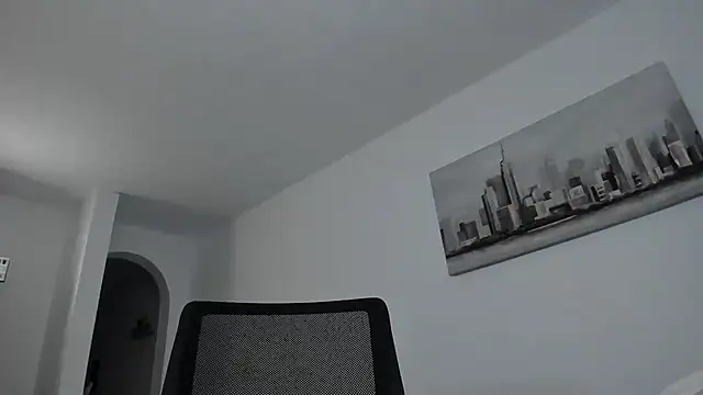 a lejandro 0 8 online show from March 13, 2025, 5:43 am