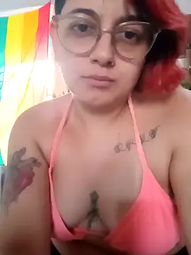 ConeNella online show from December 31, 2024, 9:39 pm