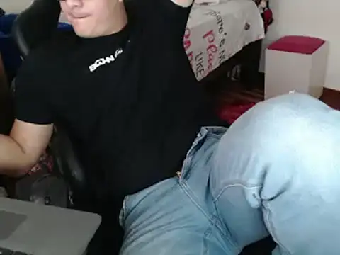 Plug Control online show from March 14, 2025, 4:40 pm