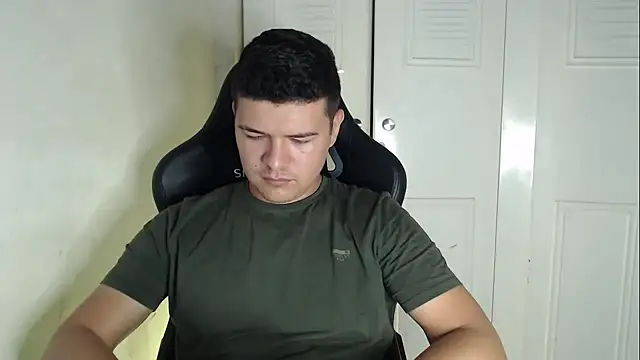 Plug Control online show from September 11, 2025, 4:34 am