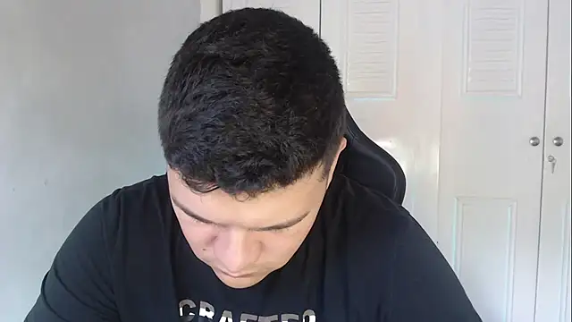 Plug Control online show from September 27, 2025, 4:02 pm