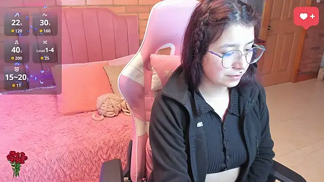 Amy joones online show from July 30, 2026, 11:31 am
