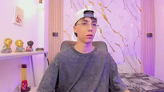 Nikolay Gregori online show from February 6, 2026, 4:08 am