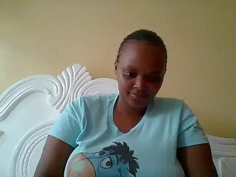 Sexxy-Shie online show from October 3, 2025, 6:48 am