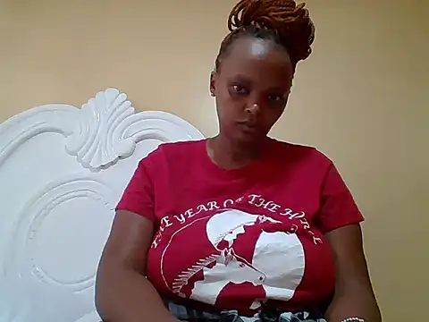 Sexxy-Shie online show from August 5, 2026, 7:46 am