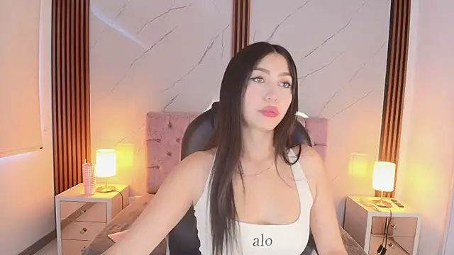 Snapshot of Julianaa_Castro_ chatting on July 24, 2026, 12:12 pm Julianaa Castro online show from July 24, 2026, 12:12 pm