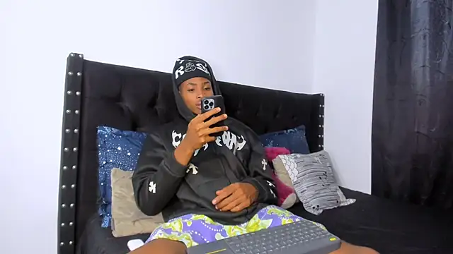 Pantera black 21 online show from October 22, 2025, 9:13 pm