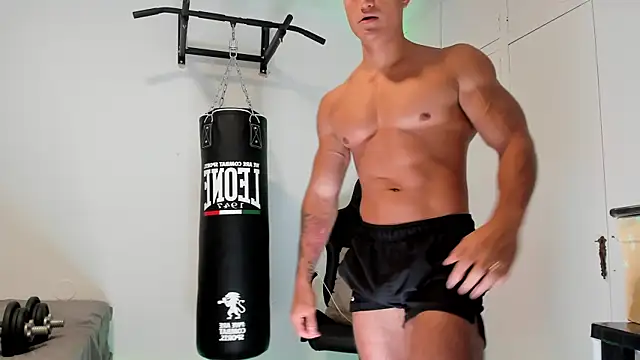 dan01  online show from September 11, 2025, 9:53 am