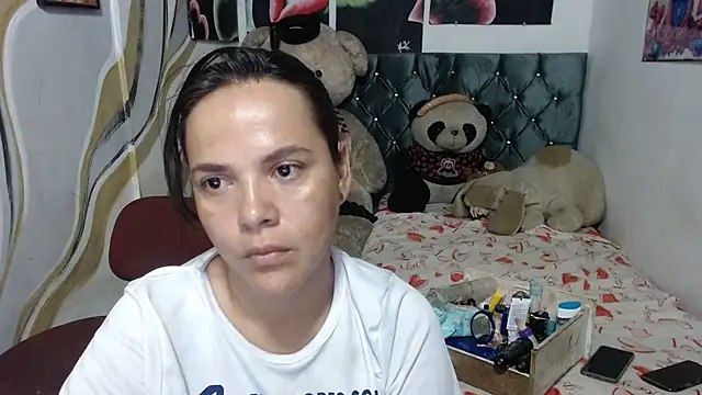 manzanahot9 online show from July 10, 2026, 9:53 am
