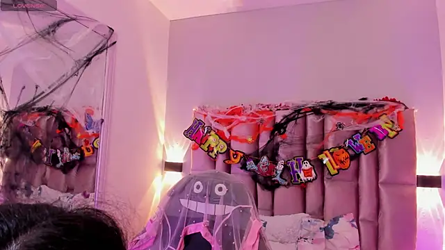 NikyBrookss online show from October 29, 2025, 10:47 am