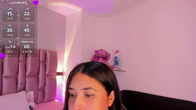 NikyBrookss online show from November 22, 2025, 12:59 pm