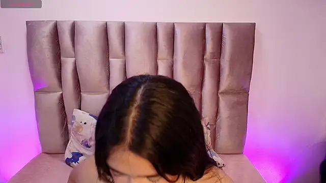 NikyBrookss online show from June 22, 2026, 12:46 pm