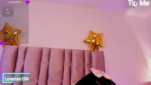 NikyBrookss online show from May 3, 2026, 11:58 am