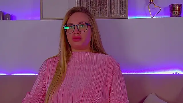 MariaNeumann online show from March 16, 2025, 4:52 am