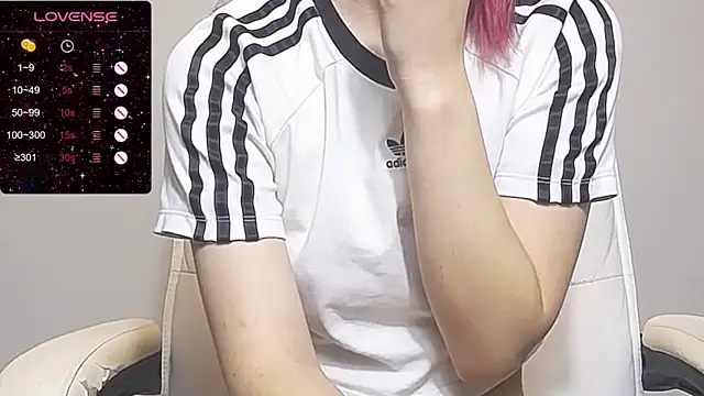 RRUUBBYYY online show from November 29, 2025, 7:36 pm