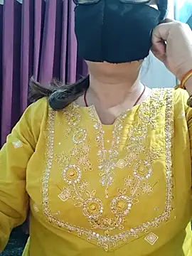 Aishwaryaa 69 online show from June 25, 2026, 10:20 am
