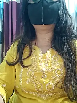 Aishwaryaa 69 online show from June 25, 2026, 3:15 am